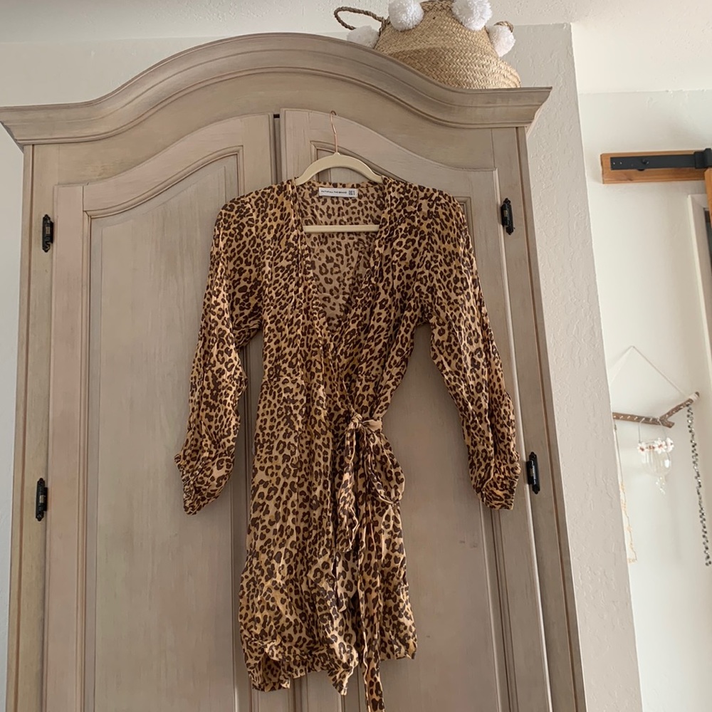 NWOT Faithfull the Brand Baja Mila Leopard Print Wrap Dress